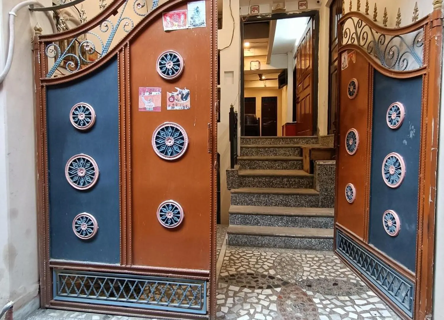 Shri Shri Kashi Vishwanath Guest House Βαρανάσι