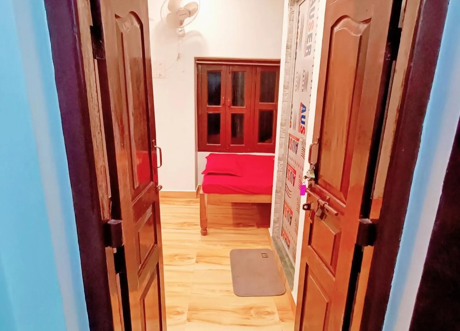 Shri Shri Kashi Vishwanath Guest House Βαρανάσι