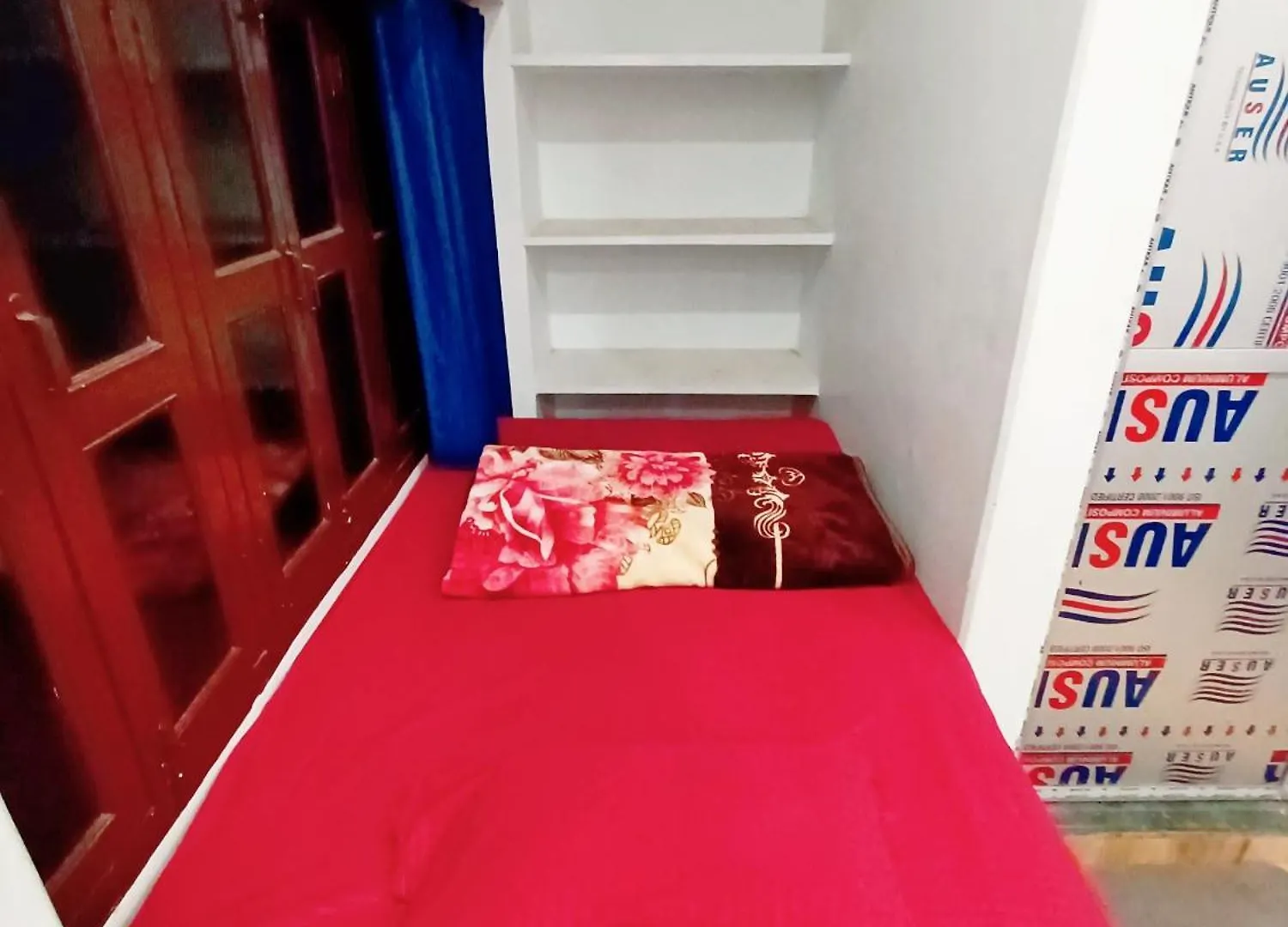 Shri Shri Kashi Vishwanath Guest House Βαρανάσι Ινδία