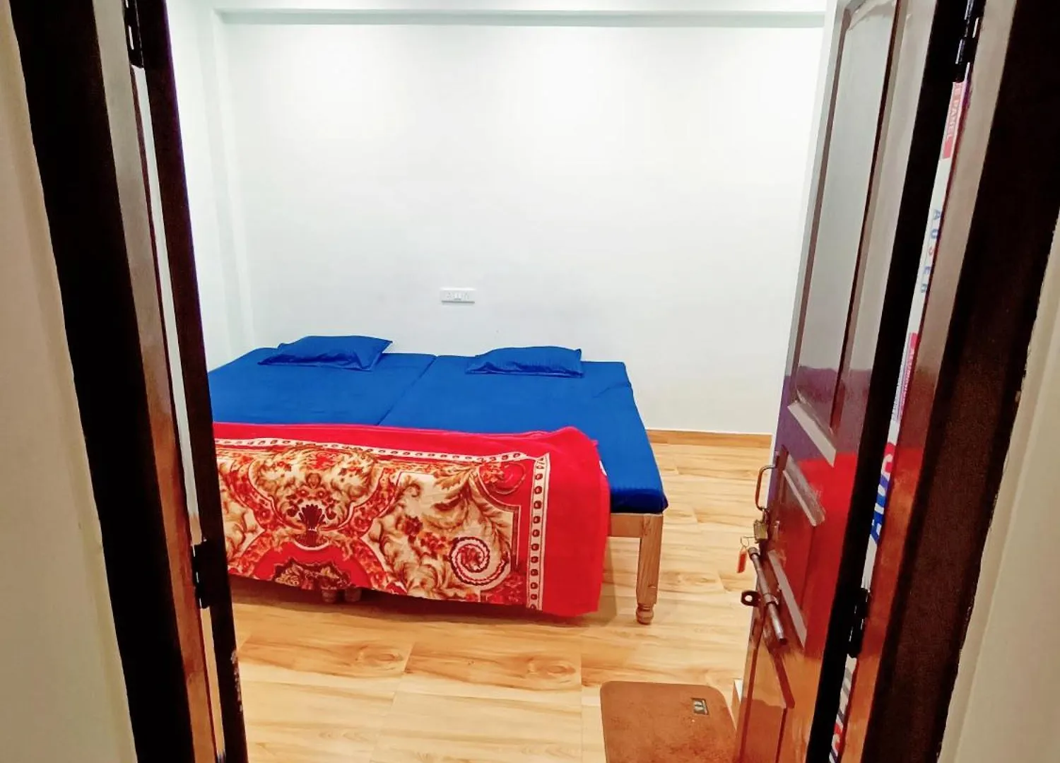 Shri Shri Kashi Vishwanath Guest House Βαρανάσι
