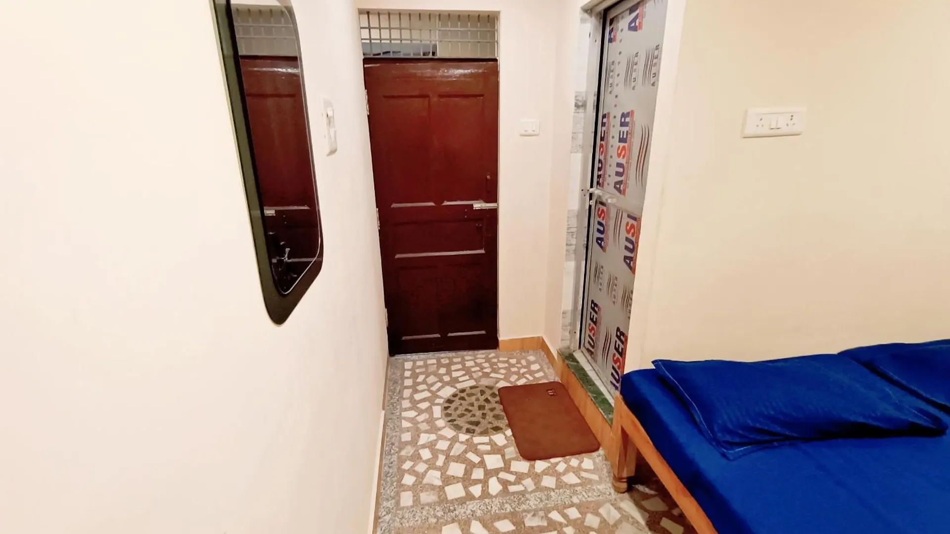 Shri Shri Kashi Vishwanath Guest House Βαρανάσι