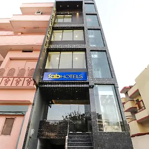 Fabhotel Lemon Grass Varanasi